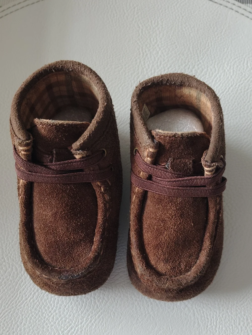 UGG Baby Brown Suede Moccasin Shoes, Size 2/3